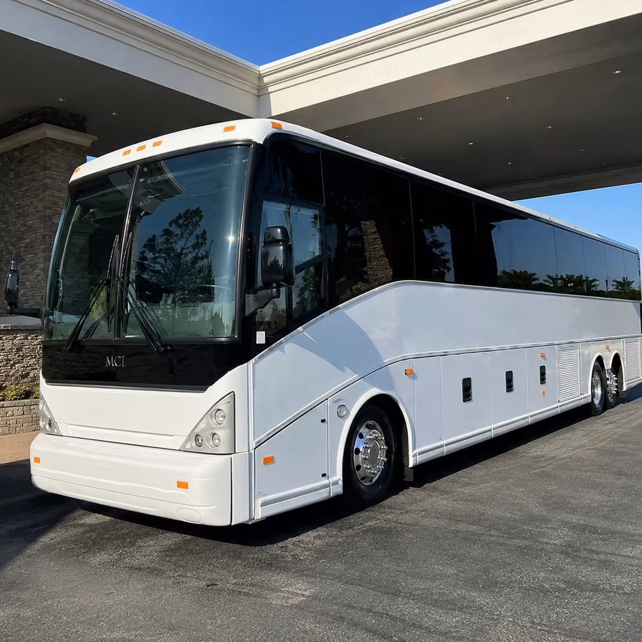 compare airport transportation options in sioux falls and beyond