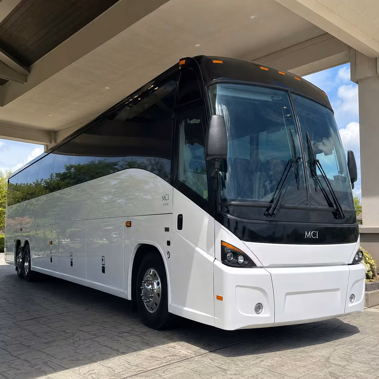 corporate event and off site meeting transportation in sioux falls