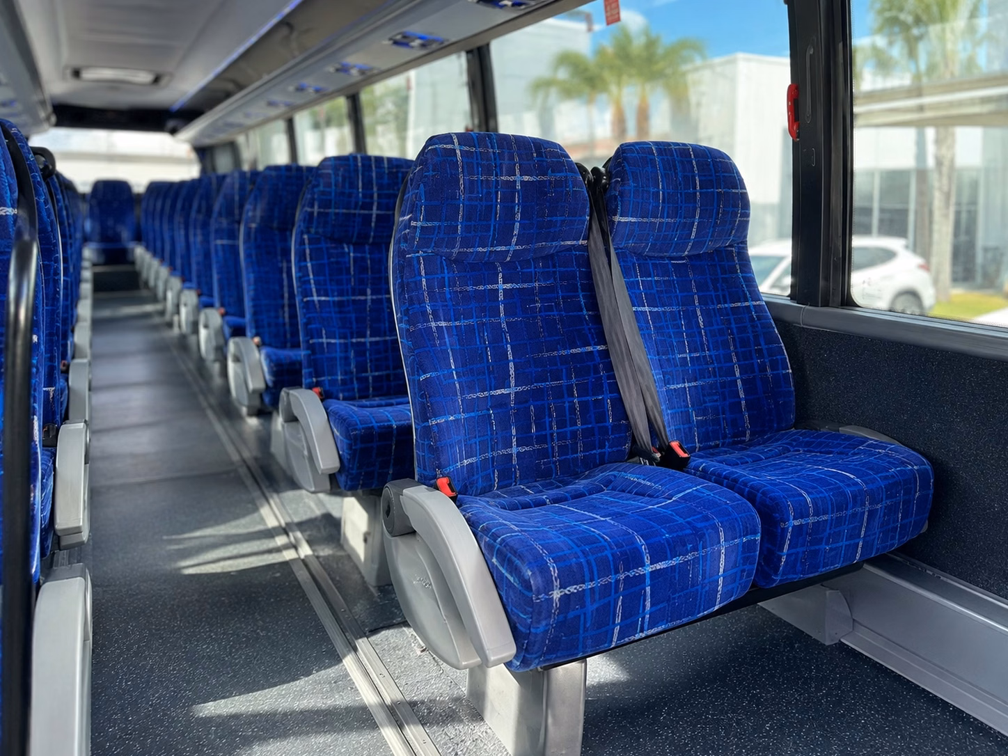planning a multi day sports tournament shuttle in sioux falls charterbusrentalsiouxfallssd com makes it easy