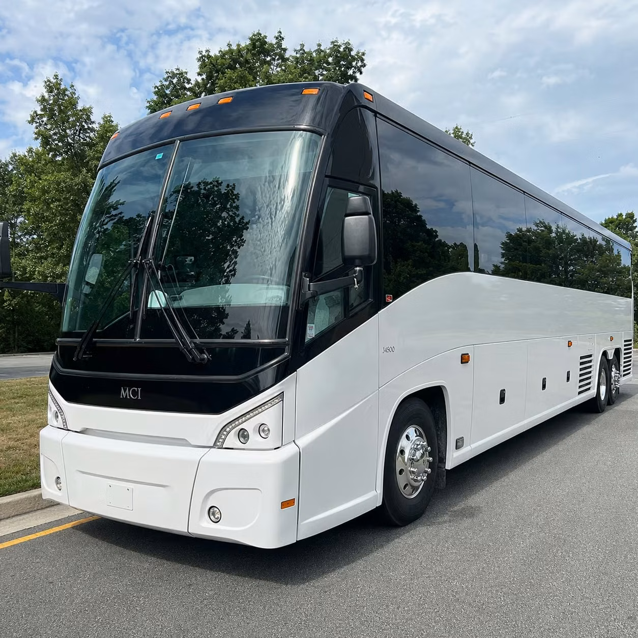 sioux falls school groups and church trips deserve a better bus experience